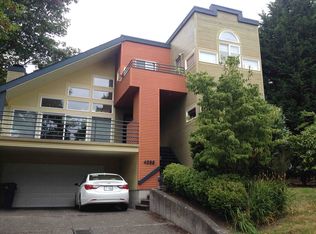 4038 NE 58th St, Seattle, WA 98105