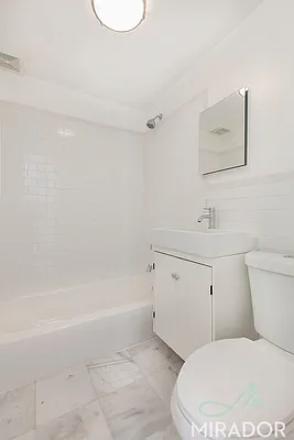 Rented by Mirador Real Estate | media 3