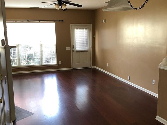 5th image of 2439 Normancrest Ct