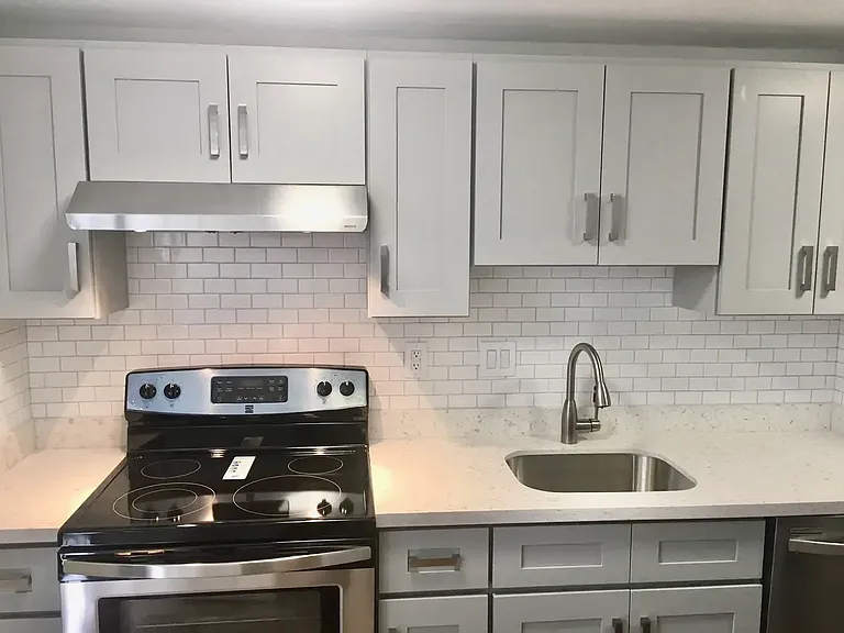 3074 SW Avalon Way #C — Photo 1