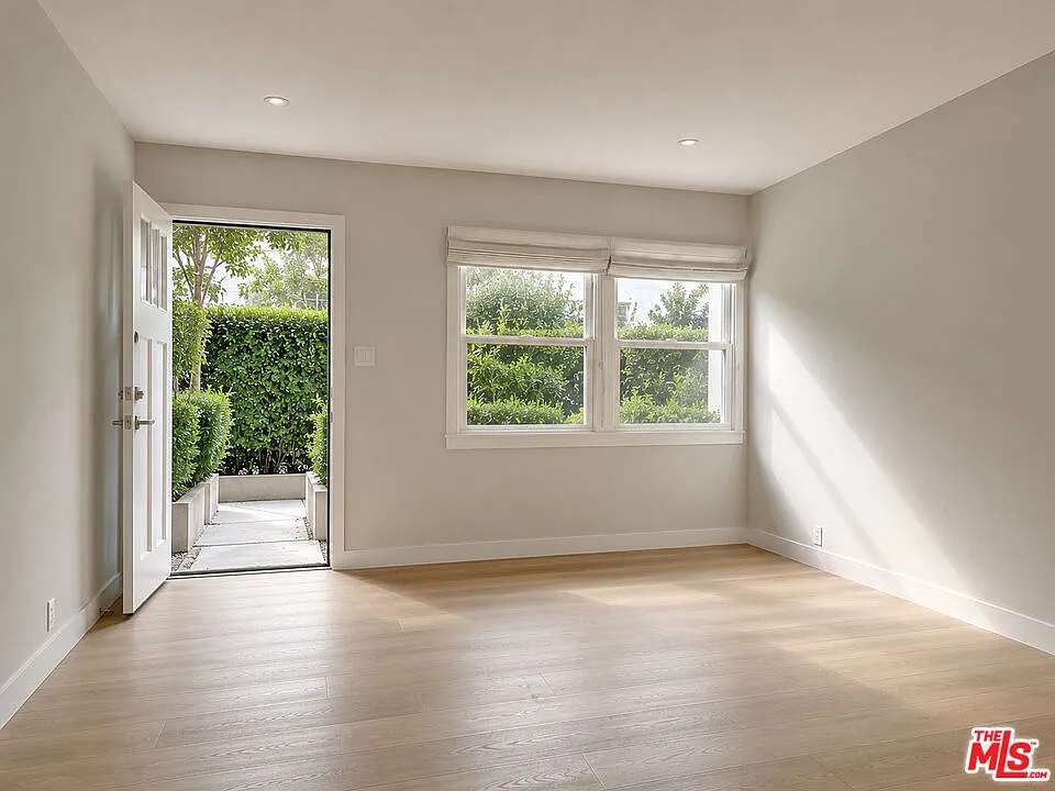 1 bed, 1.0 bath, 650 sqft, $4,800 — Photo 4