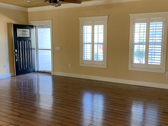 4th image of 8181 Verdura St