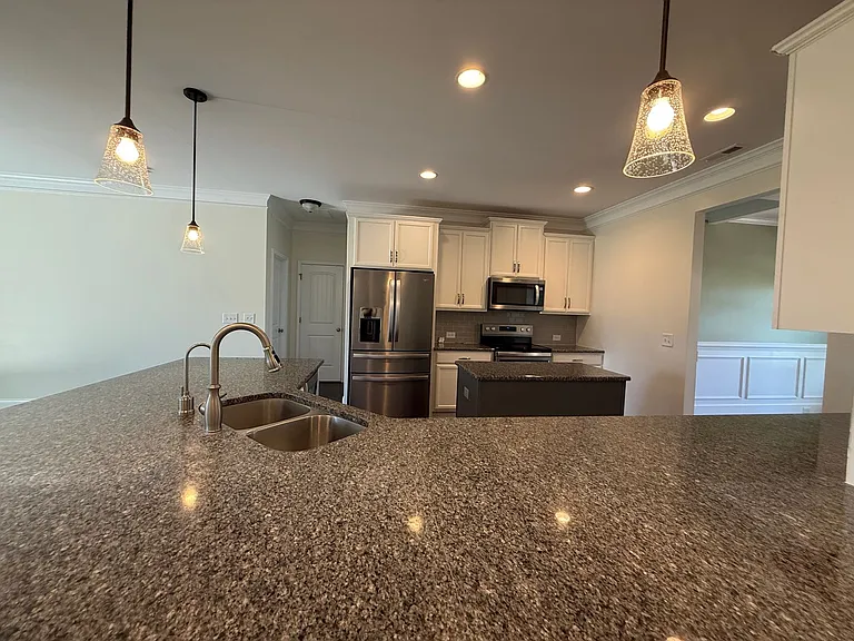 538 Saratoga Rd — Photo 8