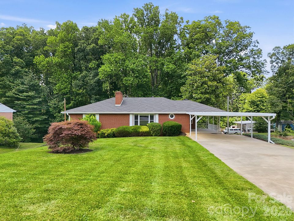 1st image of 845 Sand Hill Rd