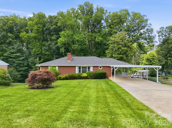 845 Sand Hill Rd, Asheville, NC 28806