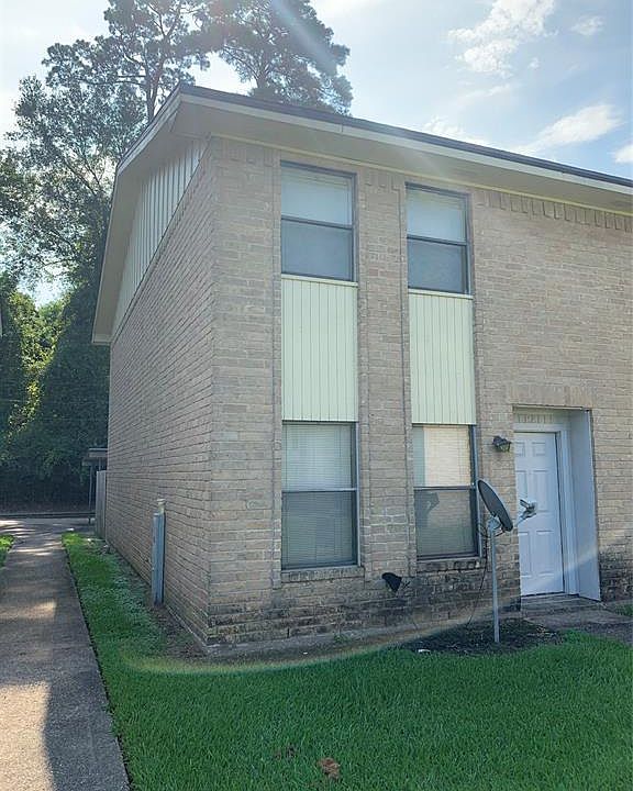 1st image of 2700 N 16th St