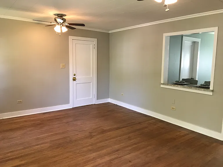 212 Park Ave — Photo 3