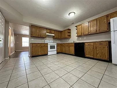 350 Codell Dr — Photo 5