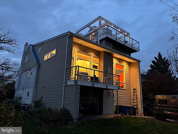 4th image of 205 Newburg Ave