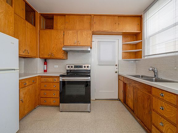 2nd image of 568 28th Ave APT 4