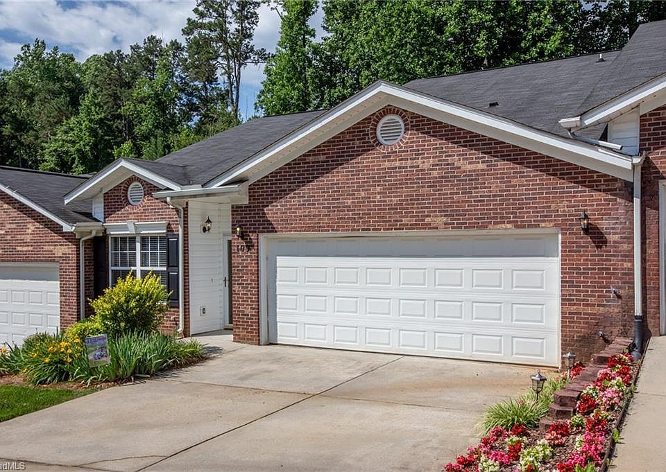 1st image of 109 Fox Haven Ct