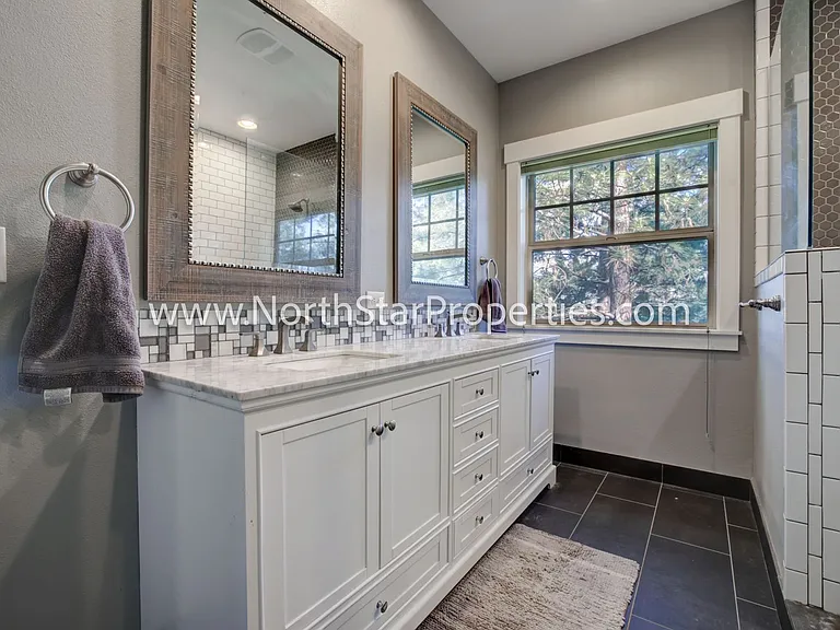 1630 NW Albany Ave — Photo 14
