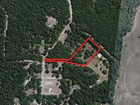 2nd image of 1112 Union Cemetery Rd