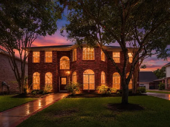 2410 Falcon Knoll Ln, Katy, TX 77494