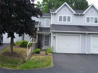 120 Southwick Ct, Rochester, NY 14623