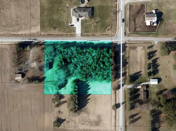E Siebert Rd, Midland, MI 48642