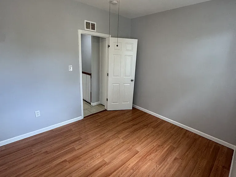 24 E Abbottsford Ave — Photo 12