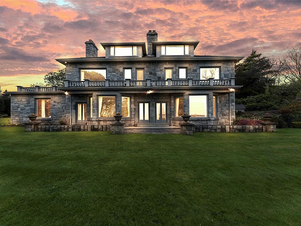 1069 Beach Dr, Victoria, BC V8S 2N2 MLS 927103 Zillow