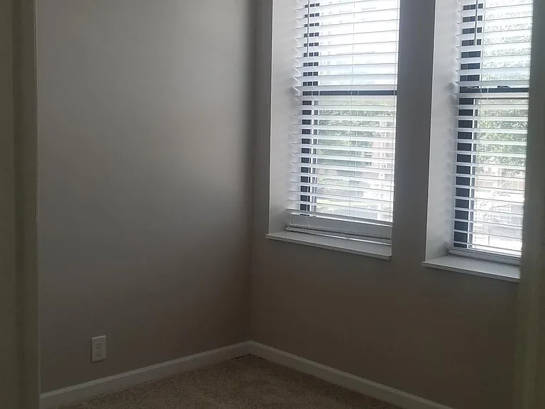 2320 S Grand Blvd #200 — Photo 13