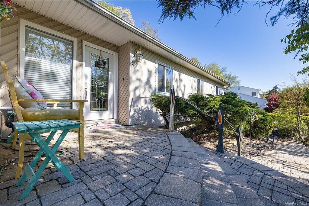 219 Waters Edge, Valley Cottage, NY 10989 Zillow
