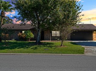 13 Delaware Ave, Saint Cloud, FL 34769
