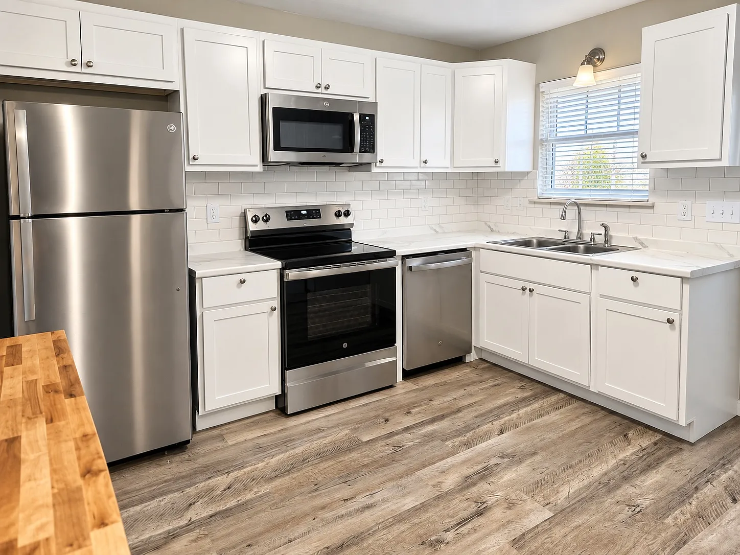 2 bed, 1000 sqft, $890 — Photo 1