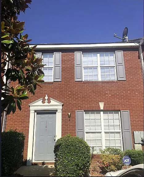 5786 Strathmoor Manor Cir — Photo 3