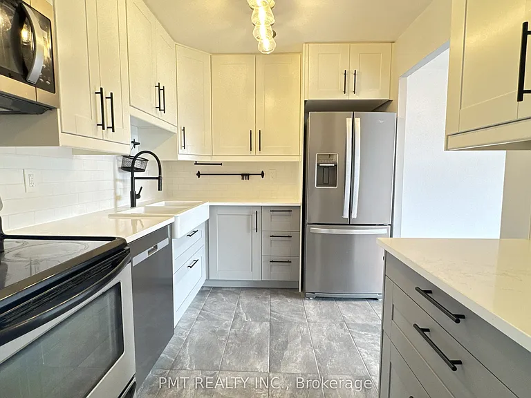 65 Highland Cres #303 — Photo 6