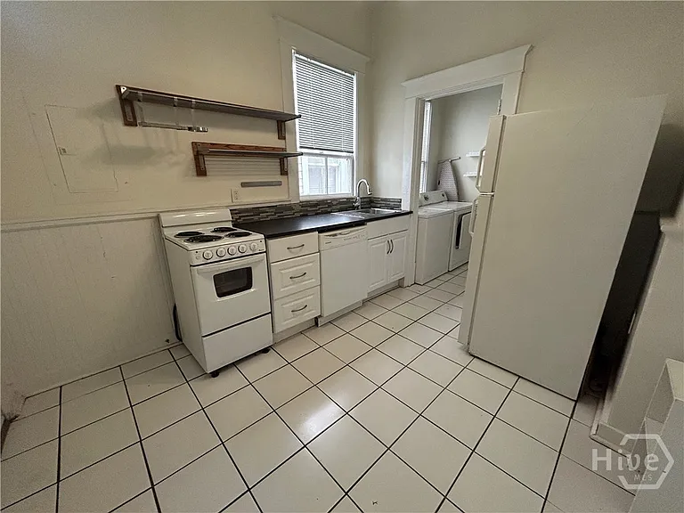 816 Drayton St #1B — Photo 7