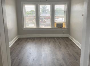 4852 W Diversey Ave APT 3F, Chicago, IL 60639