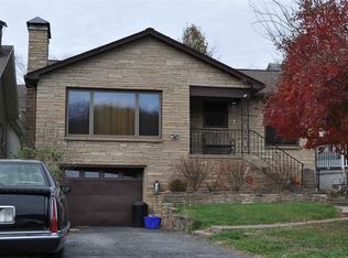 132 Maple Lake Rd, Bridgeport, WV 26330