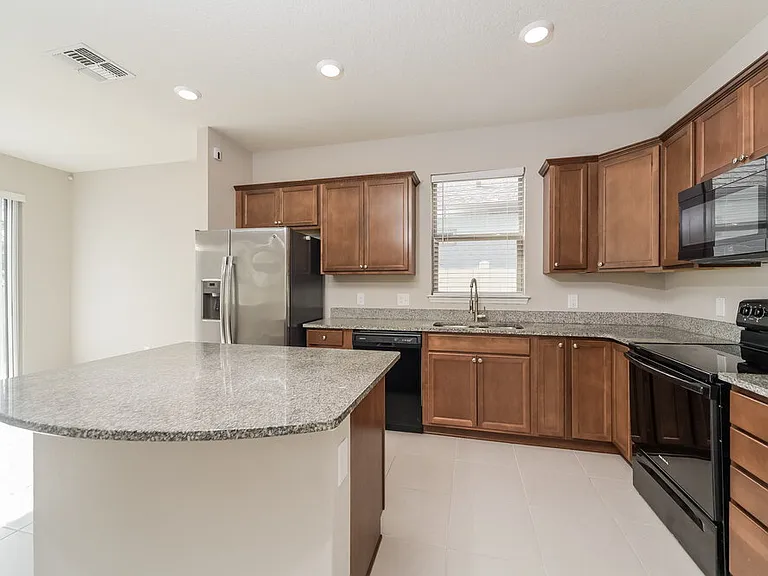 1733 Cayman Cove Cir — Photo 9