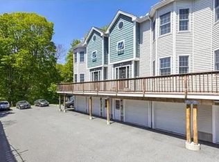 560 Main St APT 3, Woburn, MA 01801