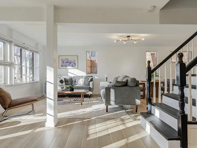 58 E Lakeshore Dr — Photo 16