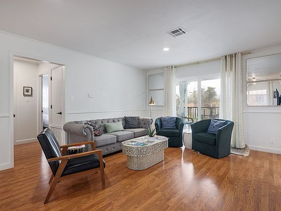 5th image of 309 Glenmoor Dr