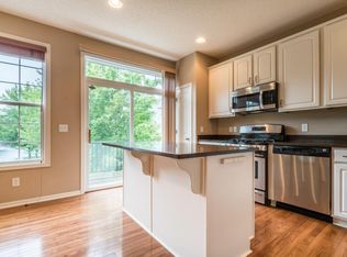 15799 Porchlight Ln, Eden Prairie, MN 55347