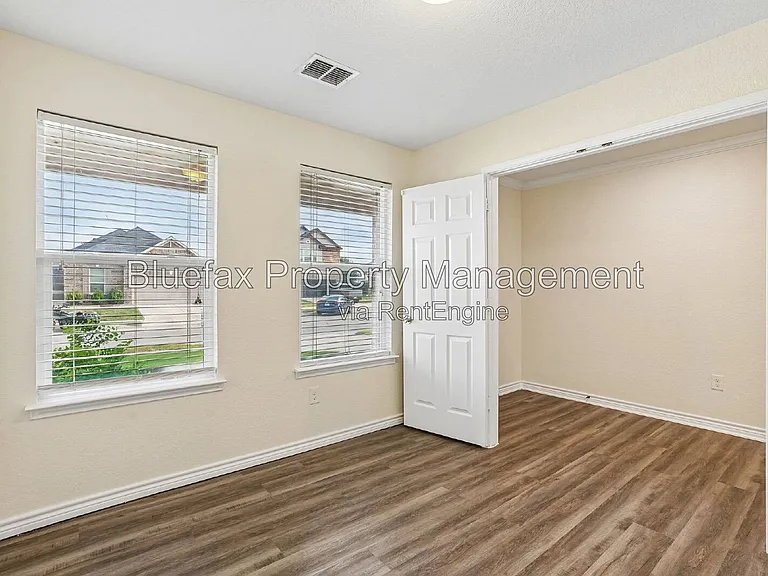15214 Ohare Lndg — Photo 13