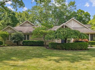 2481 Farleigh Rd, Columbus, OH 43221