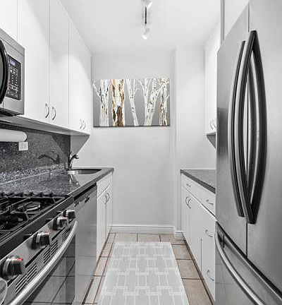 5th image of 400 E 56th St APT 4C