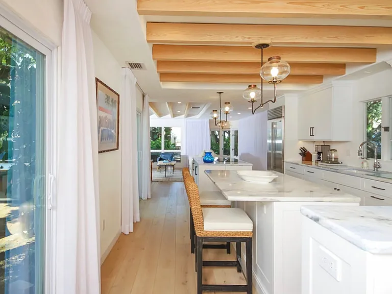 101 Gilchrist Ave — Photo 29