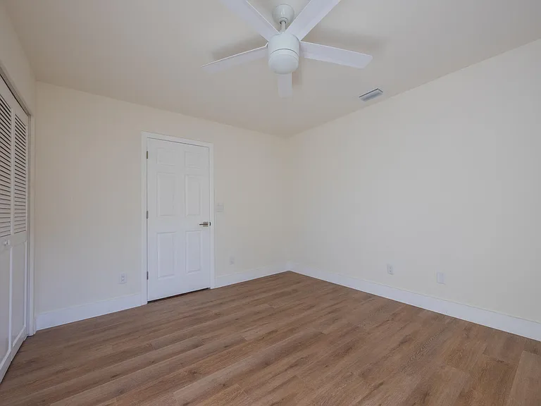 22352 Martella Ave — Photo 22