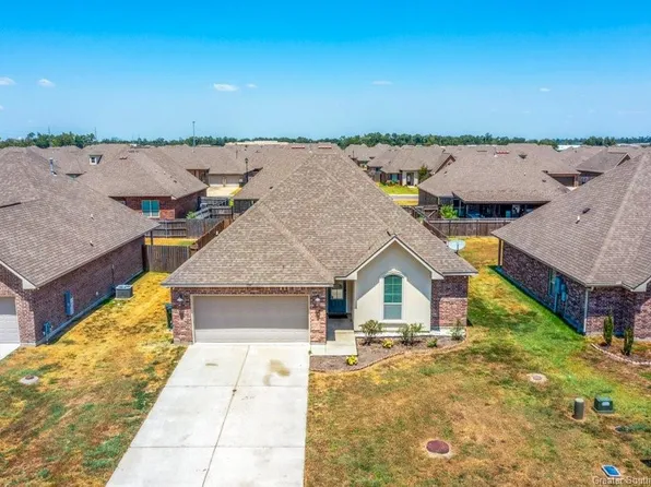 1927 Chandler Ave, Lake Charles, LA 70607