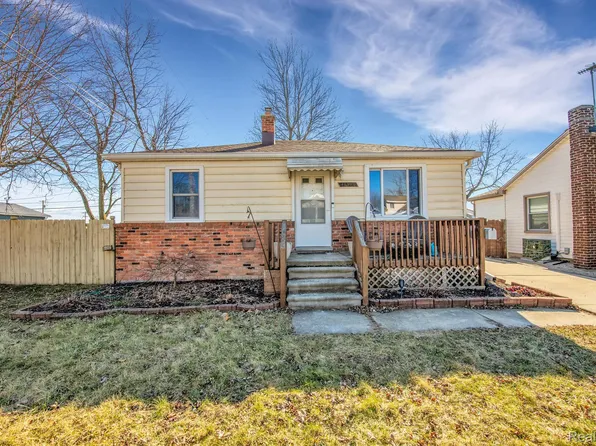 11803 Garfield St, Riverview, MI 48193