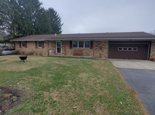 400 N Bird Rd, Springfield, OH 45503