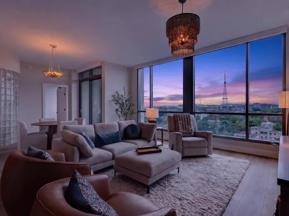 900 20th Ave S APT 1410, Nashville, TN 37212