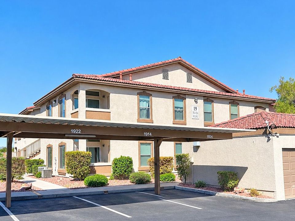 1st image of 2305 W Horizon Ridge Pkwy APT 1924