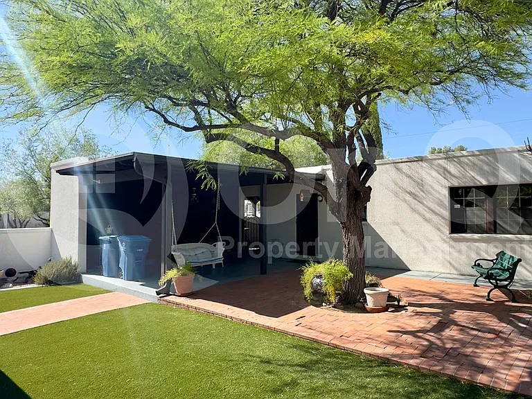3360 N Camino De Piedras — Photo 22