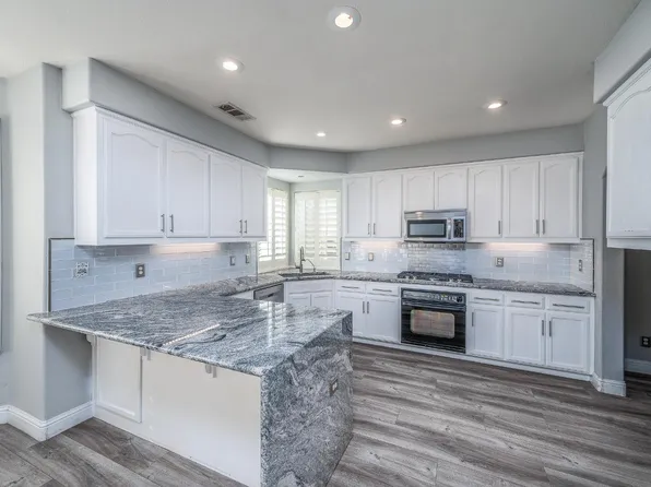 2800 Olympus Ct, Modesto, CA 95356