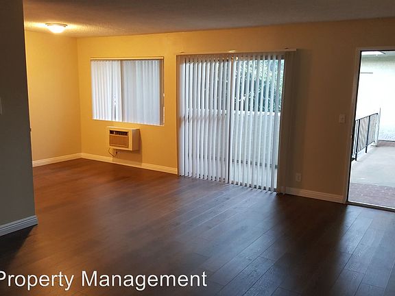 3rd image of 3637 Glendon Ave Unit 205