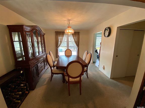 5th image of 10 Alder Ct